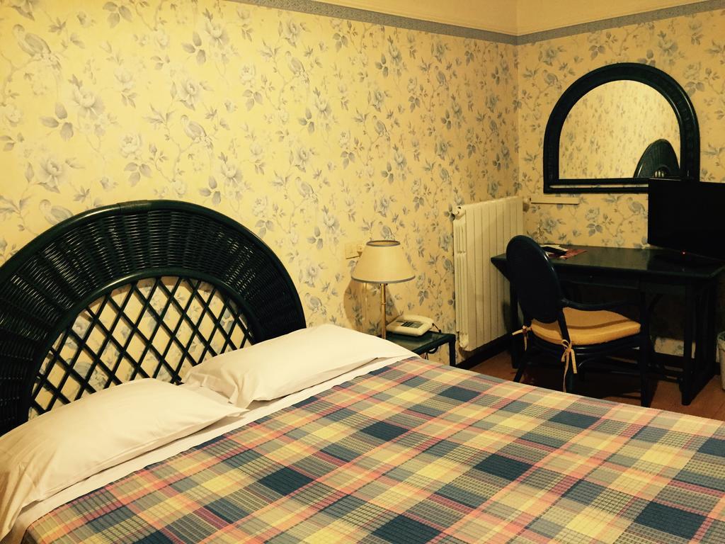 Biondi Hotel